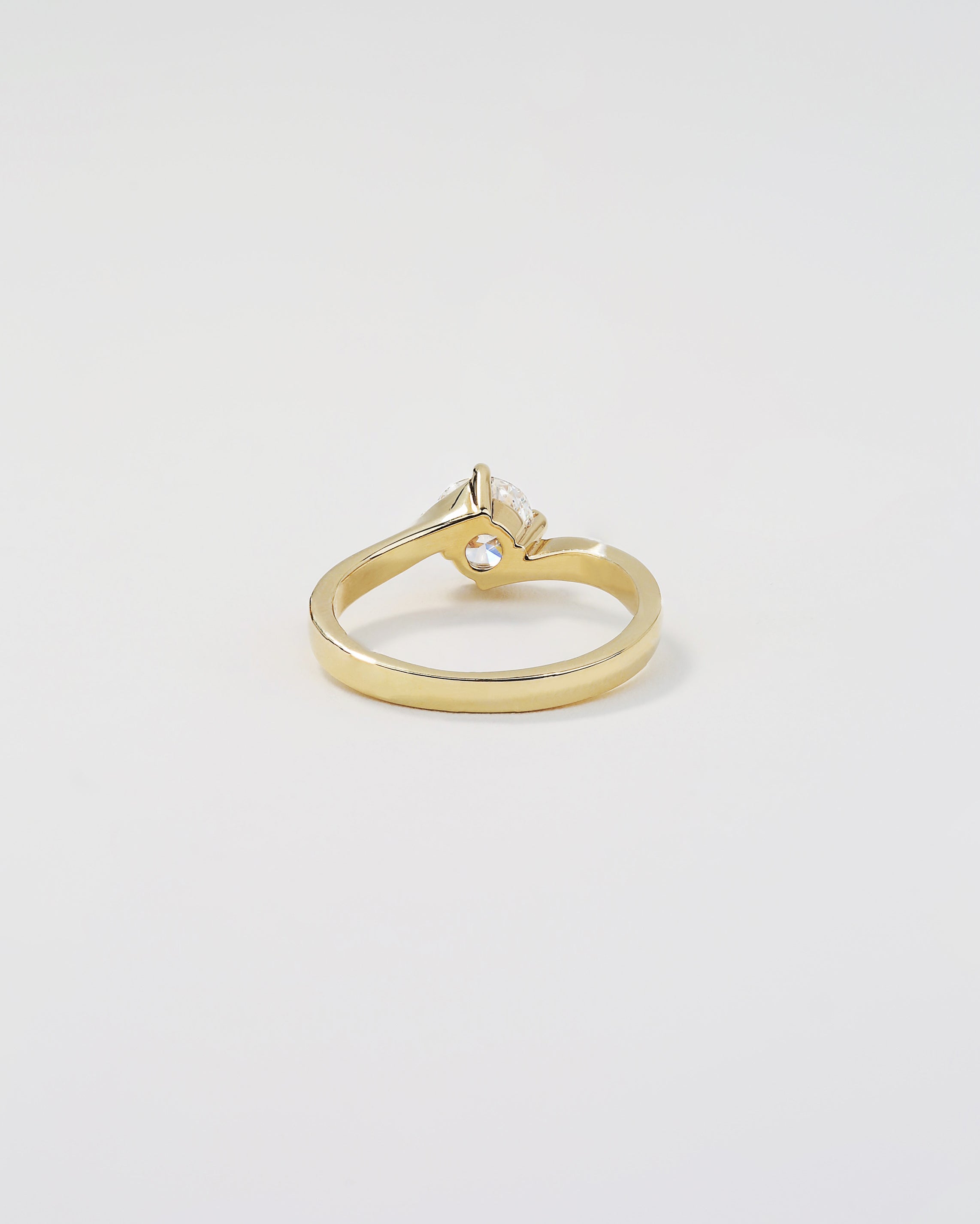 14K Yellow Gold Round Lab-Grown Diamond Engagement Ring | 1.00 ct