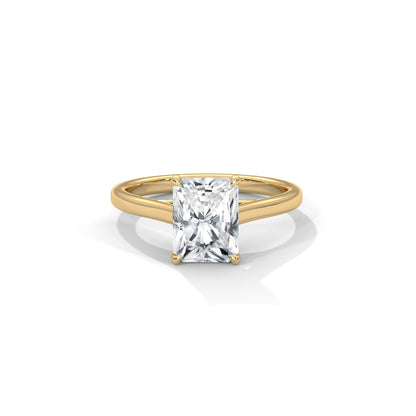 Radiant Engagement Ring 18K | Lab Grown Diamond