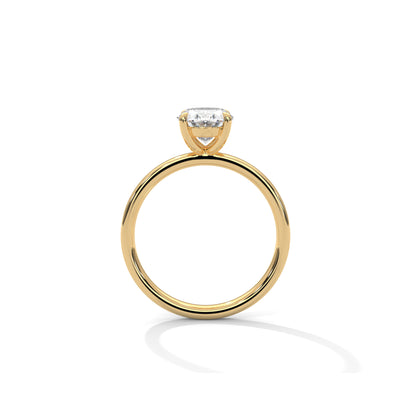 Oval Solitaire Engagement Ring 18K | Lab Grown Diamond