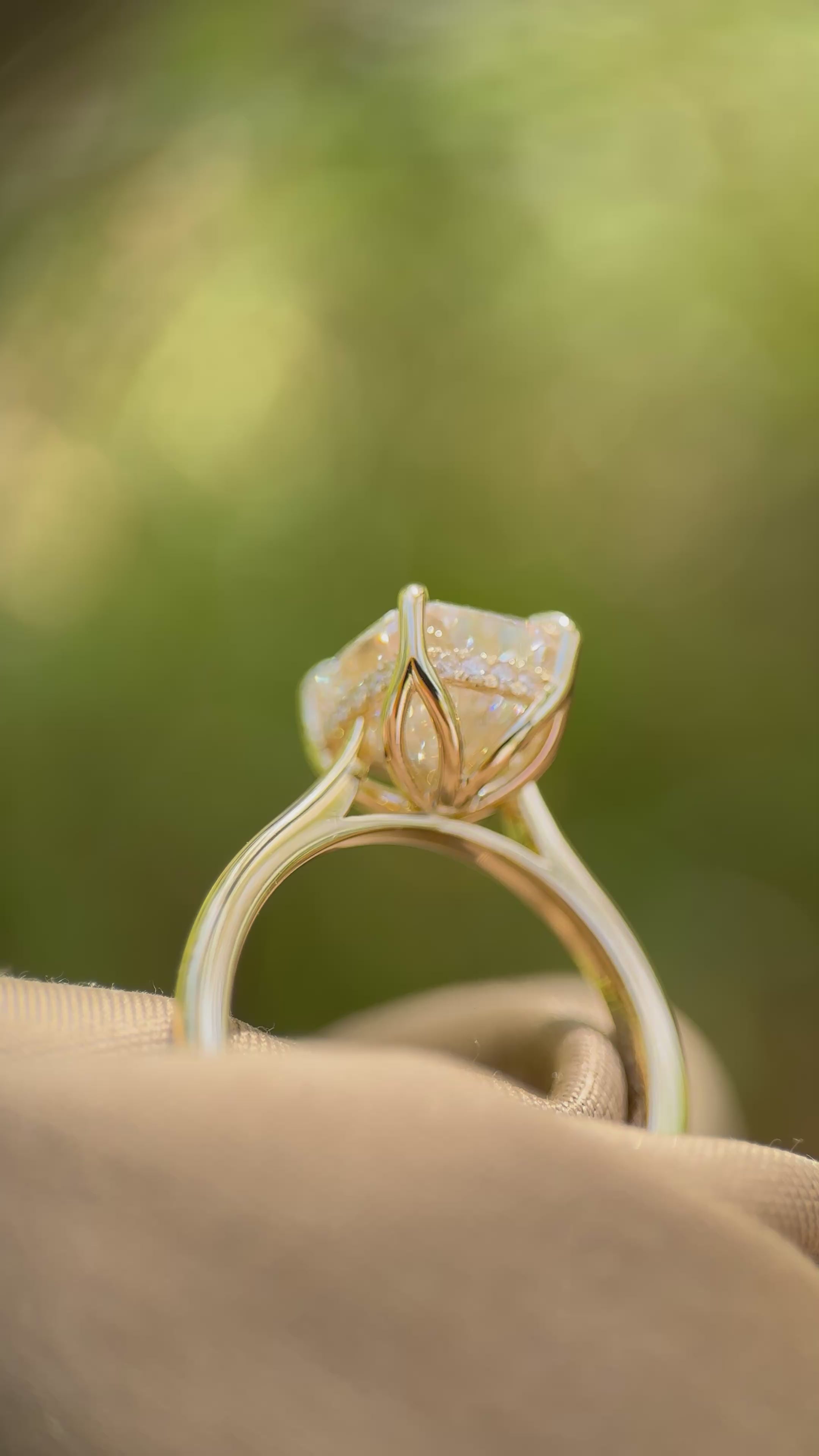 Load video: Custom Engagement Ring for Gu (Pickup Payment)